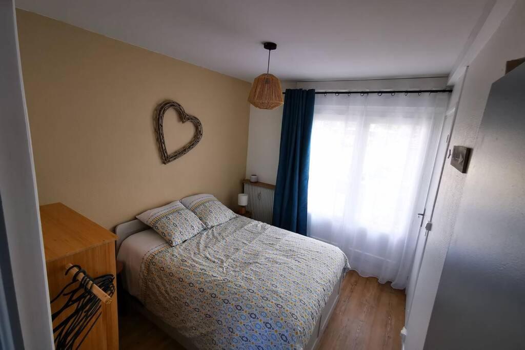 Le Smile Lägenhet Calais Exteriör bild